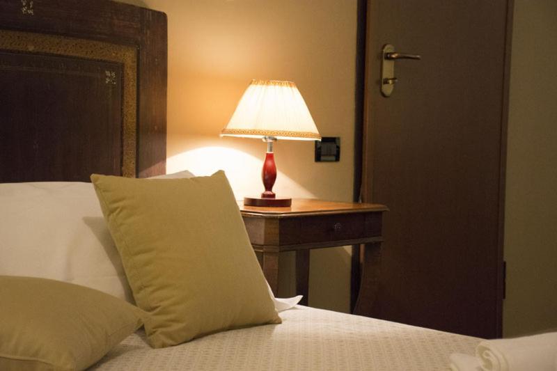 Agriturismo Scuderie Della Contea ซูตรี ภายนอก รูปภาพ