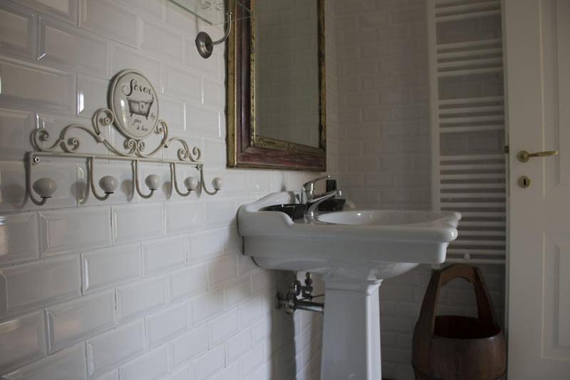 Agriturismo Scuderie Della Contea ซูตรี ภายนอก รูปภาพ
